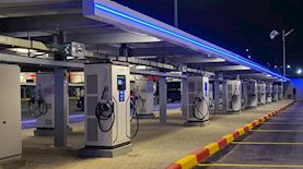 מערך הטענת האוטובוסים החשמליים של דן בבני ברק, צילום: יחצ